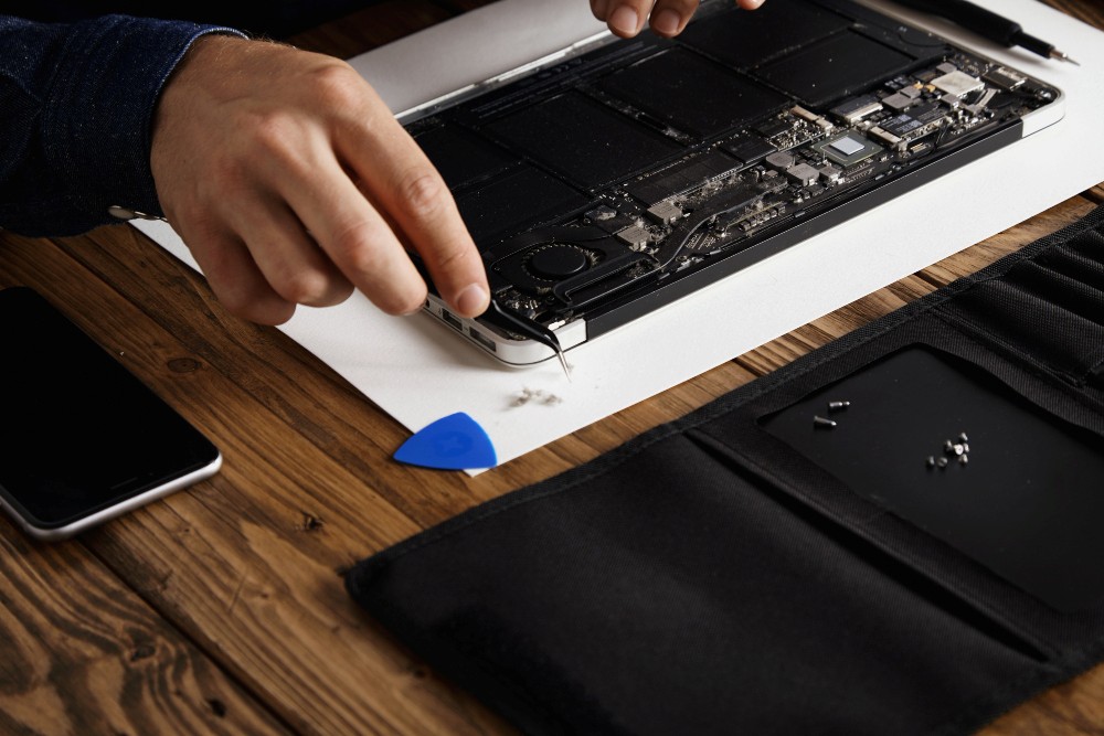 Laptop and MacBook Repair Services in Dubai